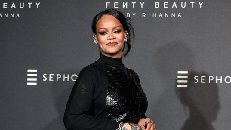 Rihanna Fenty Beauty video splits twerking fans