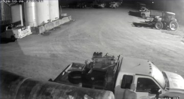 Tennessee inmate Jacob Morley escapes prison fence stolen truck found abandoned Illinois