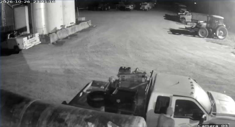 Tennessee inmate Jacob Morley escapes prison fence stolen truck found abandoned Illinois